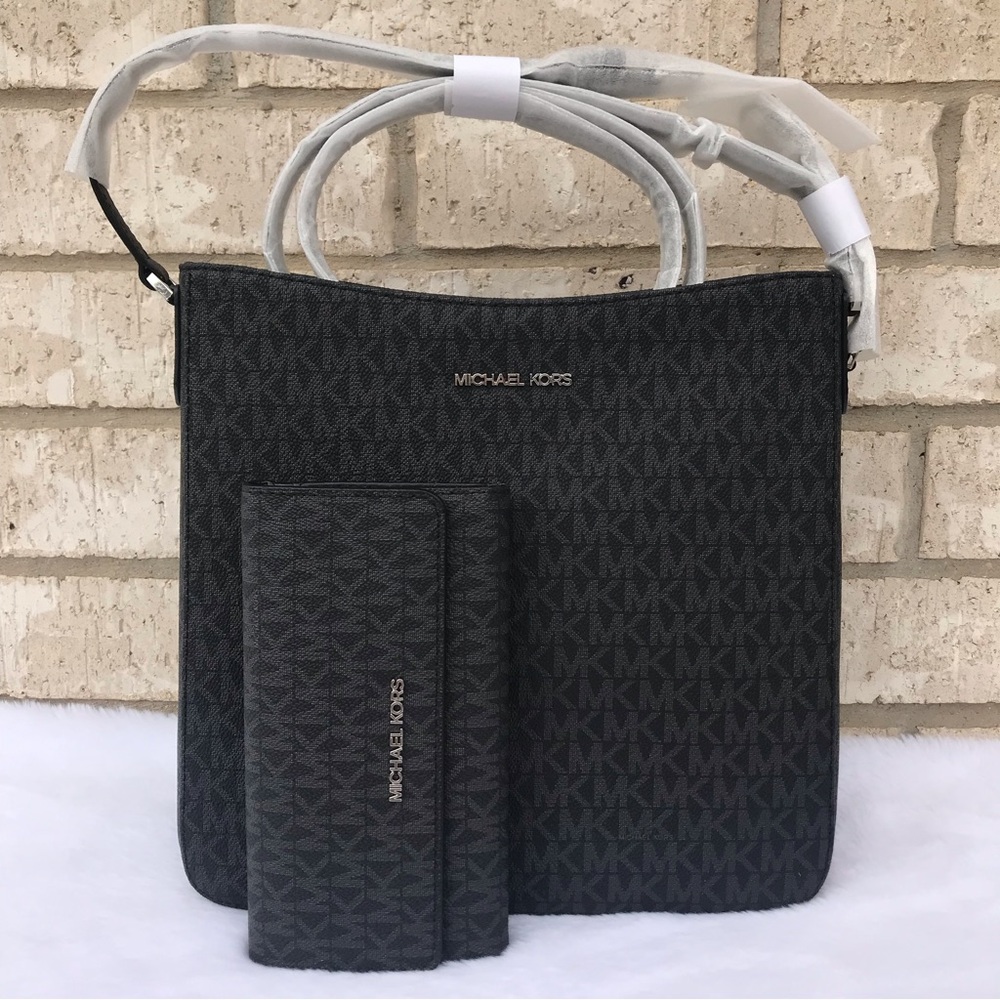 Michael Kors Purse And Wallet